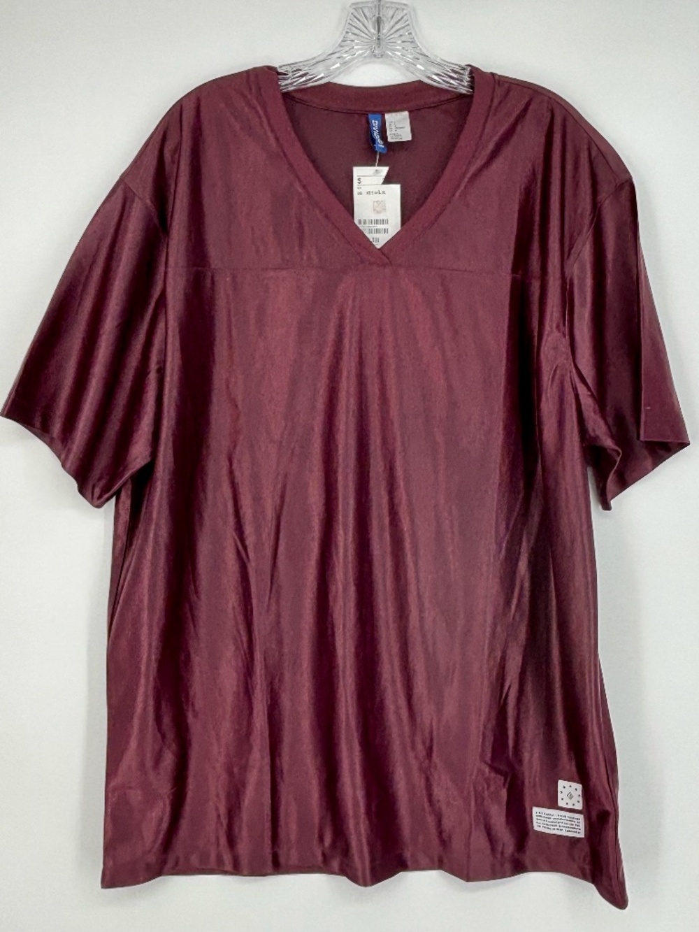 Divided H&M Mens Large Athletic Jersey Style Shirt Deep Maroon Purple Short Slv